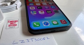 Mint
													Apple iPhone 13 - Unlocked, Midnight, 128 GB, A2482, photo 4 of 11