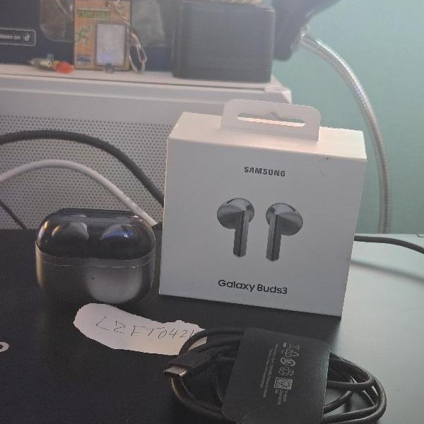Samsung Galaxy Buds3 - Silver