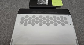 Mint
													Dell Alienware Laptop, photo 3 of 17