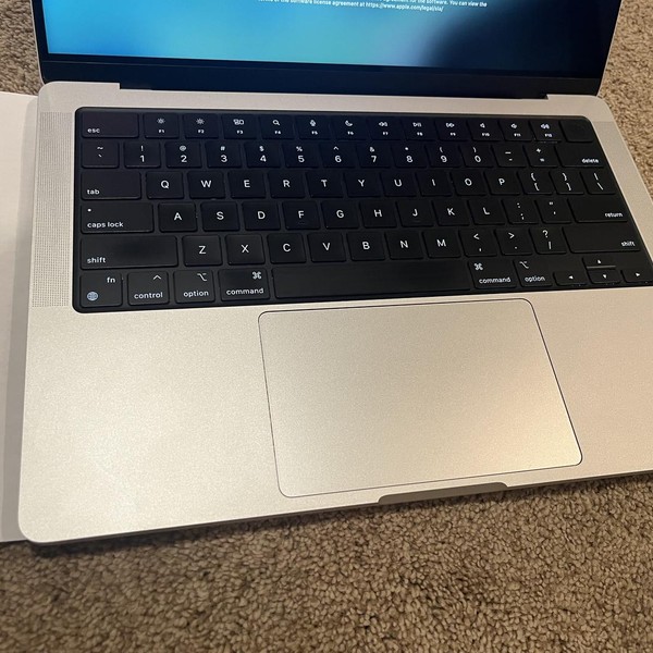 MacBook Pro 2021 - 14 inch - 512 GB, Silver, 16 GB, Apple M1 Pro 8-core