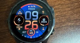 Mint
													Garmin Fenix 8 - Titanium, AMOLED, photo 1 of 11