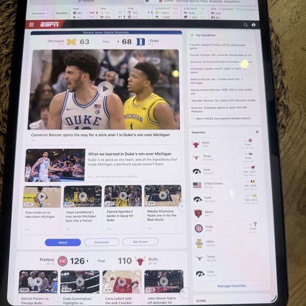 Apple iPad Pro 13 inch (M4) 2024 - Unlocked, 256 GB, Black, 8 GB, A2926, Standard Glass