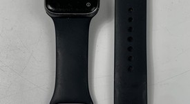 Fair
													Apple Watch Series 5 44mm - Gray, A2093 - GPS, Aluminum, photo 1 of 7