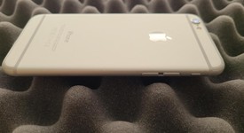 Good
													Apple iPhone 6 - Unlocked, Silver, 64 GB, A1549, photo 4 of 5