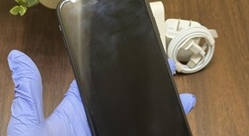 Good
													Apple iPhone Xr - Unlocked, Black, 64 GB, A1984, photo 2 of 8