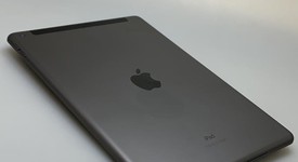 Good
													Apple iPad 7th Gen - Unlocked, Gray, 128 GB, A2198, photo 3 of 7