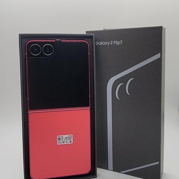Samsung Galaxy Z Flip7 - T-Mobile, 256 GB, Coral, 12 GB, SM-F766U