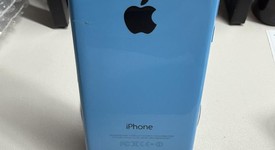 Good
													Apple iPhone 5C - Unlocked, Blue, 8 GB, A1532, GSM, photo 4 of 5