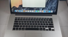 Good
													MacBook Pro 2015 (Retina) - 15" - Silver, 1 TB, 16 GB, photo 1 of 10