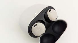 Used
													Google Pixel Buds Pro - Porcelain, photo 4 of 7