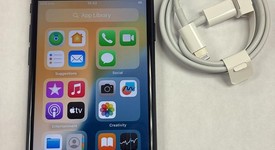 Mint
													Apple iPhone SE 3rd Gen 2022 - Unlocked, Midnight, 64 GB, A2595, photo 2 of 9