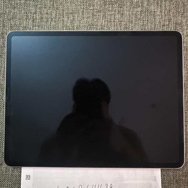 Apple iPad Pro 12.9 inch 6th Gen 2022 - Wi-Fi, 256 GB, Gray