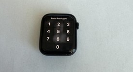 Good
													Apple Watch SE 2nd Gen 44mm - Midnight, A2723 - GPS, Aluminum, photo 3 of 5