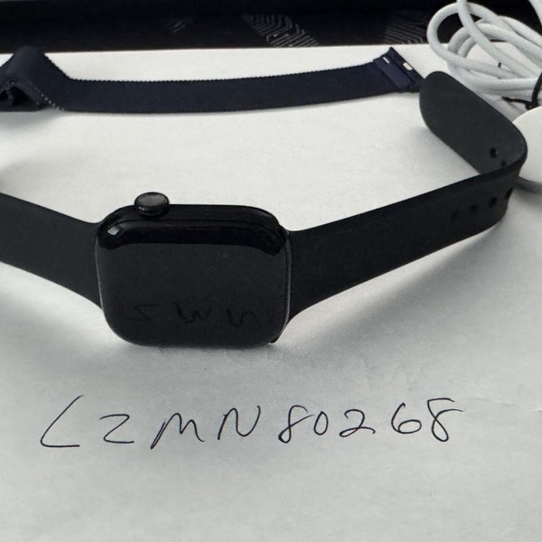 Apple Watch Series 10 42mm - Black, A2997 - GPS, Aluminum