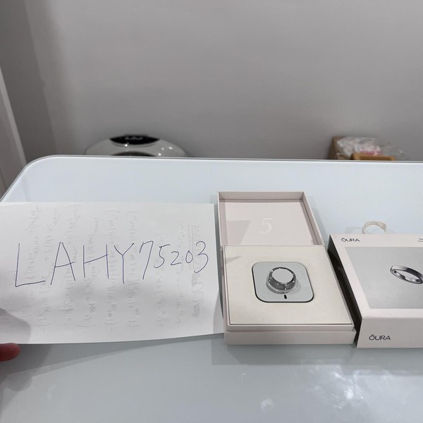 Oura Ring Gen 5 - Silver, Size 10