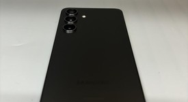 Good
													Samsung Galaxy S24 - Unlocked Non-US, Black, 256 GB, 8 GB, SM-S921B/DS, photo 5 of 8