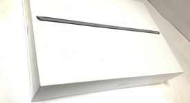 New
													Apple iPad 9th Gen - Unlocked, Gray, 256 GB, A2603, photo 4 of 5