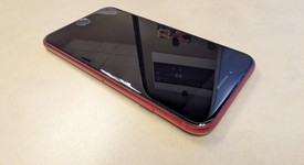 Good
													Apple iPhone SE 2nd Gen 2020 - Verizon, Red, 64 GB, A2275, photo 3 of 5