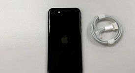 Mint
													Apple iPhone SE 3rd Gen 2022 - Unlocked, Midnight, 64 GB, A2595, photo 1 of 7