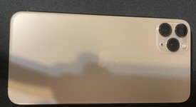 Good
													Apple iPhone 11 Pro Max - Unlocked, Gold, 64 GB, A2161, photo 4 of 10