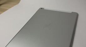 Good
													Apple iPad 9th Gen - Unlocked, Silver, 64 GB, A2603, photo 4 of 5