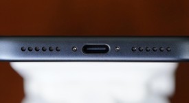 Good
													Apple iPhone 17 Pro Max - Unlocked, Deep Blue, 256 GB, A3257, photo 4 of 8