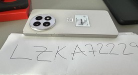 Mint
													OnePlus 13R - Unlocked, Astral Trail, 256 GB, 12 GB, photo 5 of 8