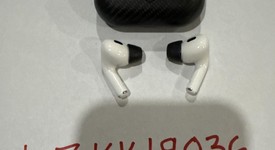 Used
													Apple AirPods Pro 2 - USB-C, photo 2 of 3