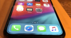 Good
													Apple iPhone X - Metro by T-Mobile, Gray, 64 GB, A1865, photo 4 of 13