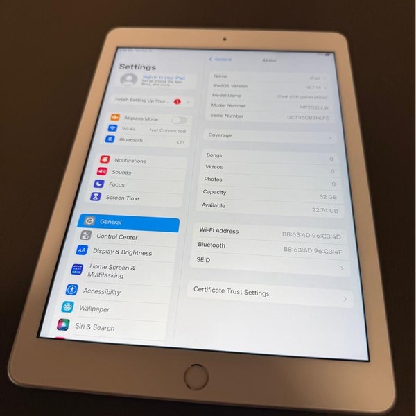 Apple iPad (5th Gen) - Wi-Fi, 32 GB, Silver, A1822