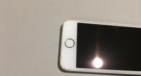 Good
													Apple iPhone SE 1st Gen 2016 - Unlocked, Gold, 32 GB, A1723, photo 2 of 12