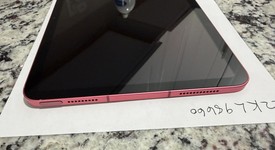Good
													Apple iPad 10th Gen - Unlocked, Pink, 64 GB, A2757, photo 5 of 7