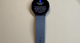 Good
													Samsung Galaxy Watch5 - Unlocked, Blue, 44mm, photo 1 of 5