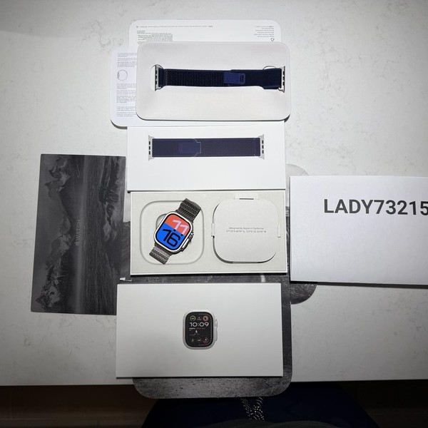 Apple Watch Ultra 2 49mm - Unlocked, Natural, A2986