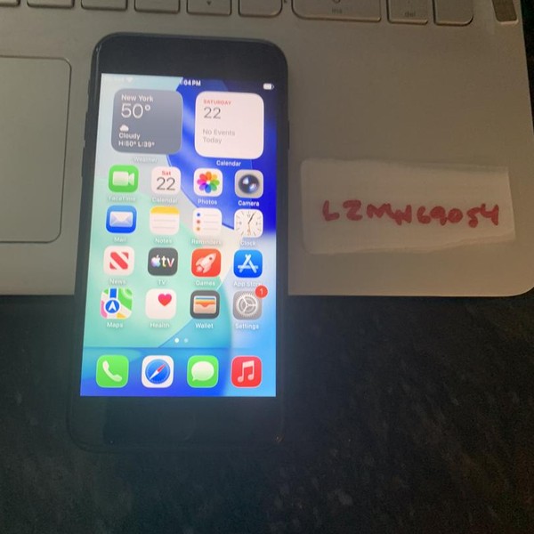 Apple iPhone SE 3rd Gen 2022 - Unlocked, 128 GB, Midnight, A2595