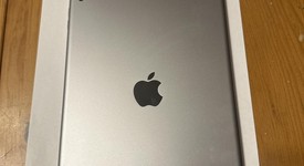 Good
													Apple iPad 6th Gen - Wi-Fi, Silver, 32 GB, A1893, photo 2 of 2