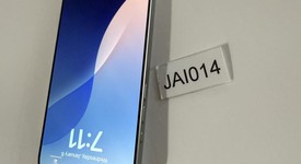 Mint
													Apple iPhone 16 Pro Max - Unlocked, White, 256 GB, A3084, photo 5 of 7