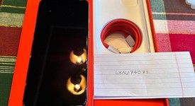 Good
													OnePlus 8T - Unlocked, Silver, 256 GB, 12 GB, photo 4 of 9