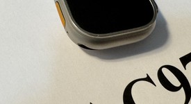 Good
													Apple Watch Ultra 2 49mm - Unlocked, Natural, A2986, photo 4 of 9