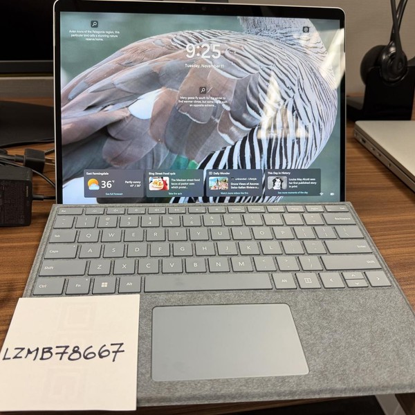 Microsoft Surface Pro 8 - 512 GB, Platinum, 8 GB, Intel Core i5