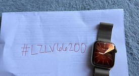 Mint
													Apple Watch Series 8 45mm - Unlocked, Gold, A2774 - Cellular, Stainless, photo 2 of 10