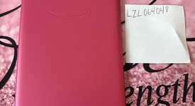 Mint
													Amazon Kindle Paperwhite 12th Gen 2024 - Amazon, Pink, photo 4 of 6