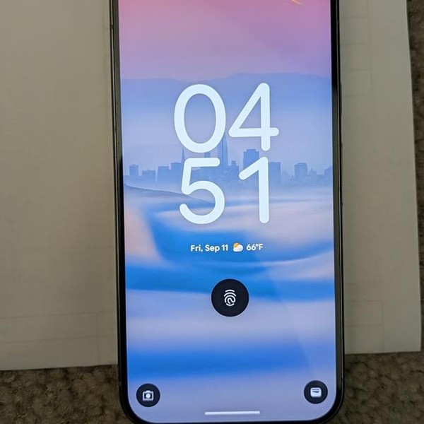 Google Pixel 10 Pro - Unlocked, 128 GB, Moonstone, G4QUR