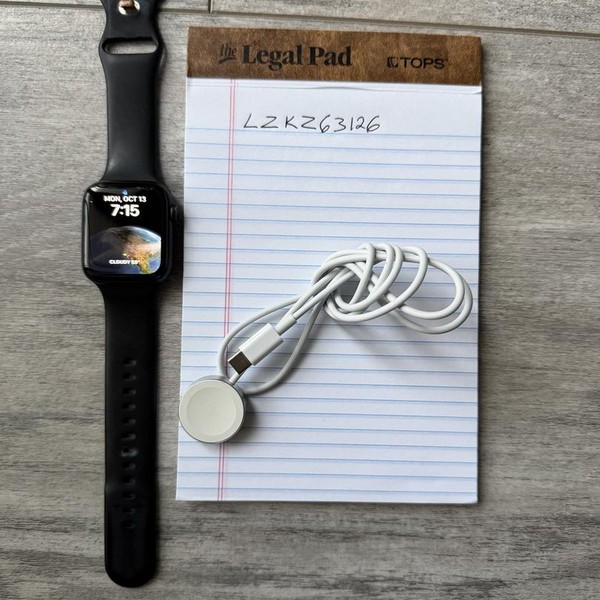 Apple Watch SE 2nd Gen 44mm - Unlocked, Midnight, A2727 - Cellular, Aluminum