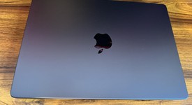 Mint
													MacBook Pro Late 2023 (M3) - 14" - Apple M3 Max 14-core, Black, 1 TB, 36 GB, 30-core GPU, photo 3 of 18