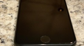 Good
													Apple iPhone 7 - Verizon, Black, 32 GB, A1660, photo 5 of 5