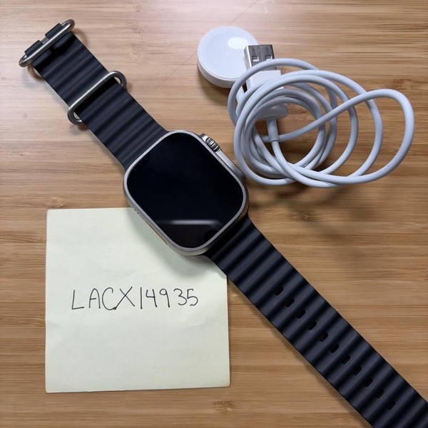 Apple Watch Ultra 2 49mm - Unlocked, Natural, A2986