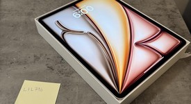 Good
													Apple iPad Air 13" (M3) 2025 - Wi-Fi, Starlight, 128 GB, photo 1 of 15