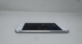 Good
													Apple iPod Touch 6th Gen - Wi-Fi, Silver, 128 GB, photo 6 of 6