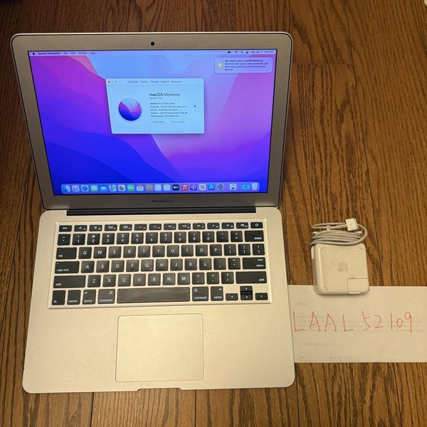 MacBook Air 2017 - 13 inch - 128 GB, Silver, 8 GB, Intel Core i5